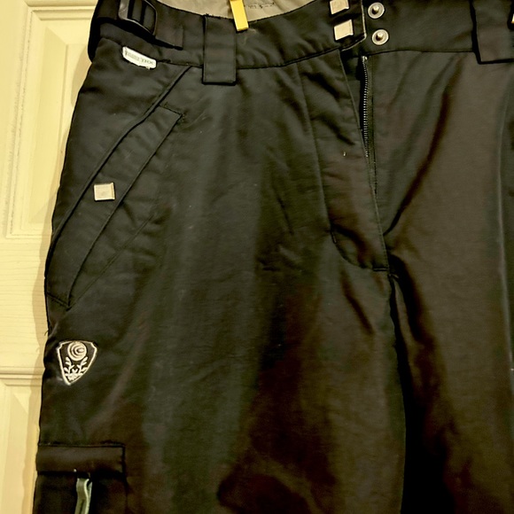 Snow pants - Picture 1 of 4